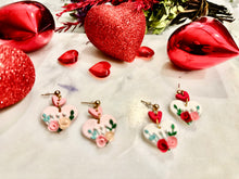 Load image into Gallery viewer, Floral Heart
